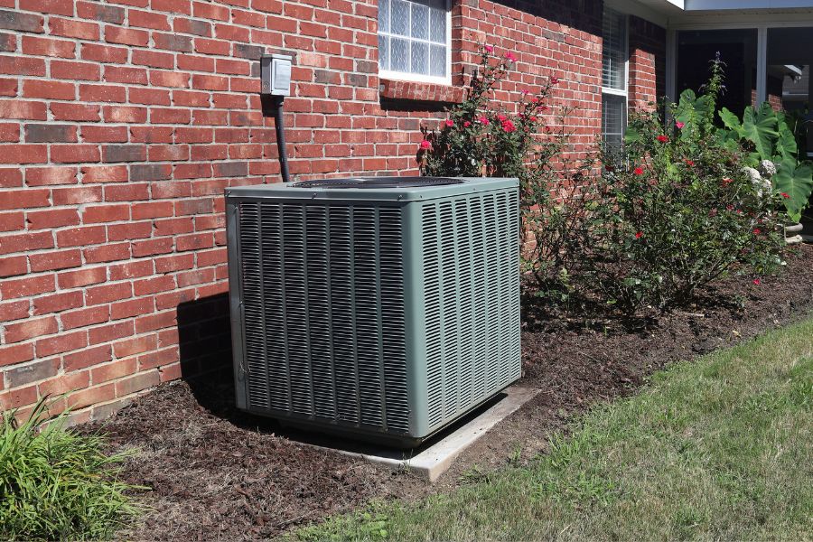 air conditioner outside house st Petersburg FL